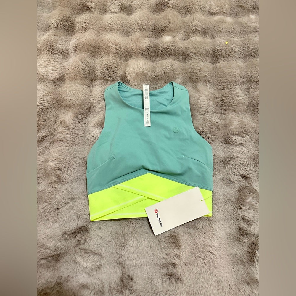 NWT Lululemon V-Wast cropped tennis tank Size 2